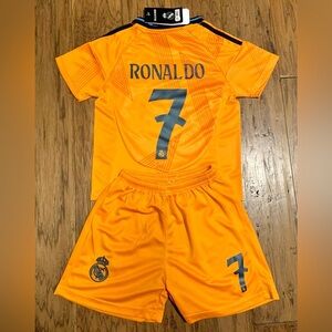 Real Madrid Youth Small 6-7 Ronaldo 7 Orange Soccer Jersey Kit - SHIPS SAME DAY
